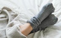 这样穿袜子睡觉，提升睡眠质量效果更佳！