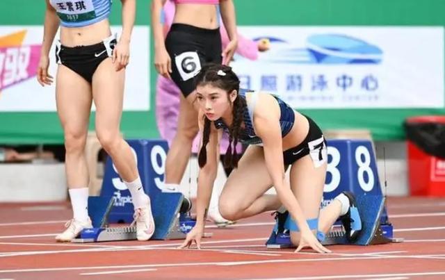吴艳妮夺冠100米栏破亚洲纪录，呼吁支持运动员更宽容 第1张