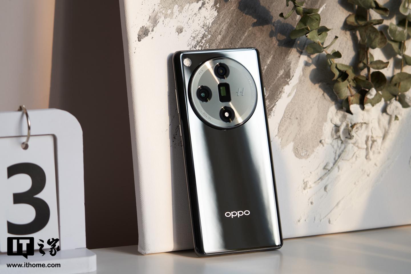 消息称 OPPO 天玑 9400“中杯”手机搭载 1.5K 纯直屏 第2张